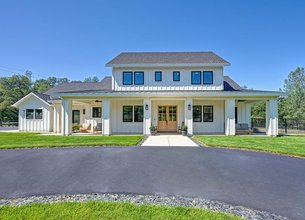 Luxury Farmhouse on 5 Acres
