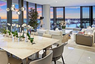 Chic Contemporary Turnkey Corner Residence at The Bristol