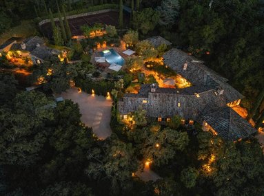 Luxury Compound With Resort-Caliber Amenities