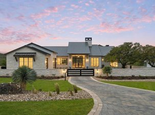 Fairway Views, Unrivaled Luxury Living