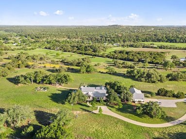 Exceptional Modern Farmhouse Estate