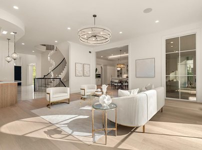 Exceptional Great Falls Grandeur & Refined Living