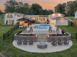 Timeless Lake Living On Old Hickory