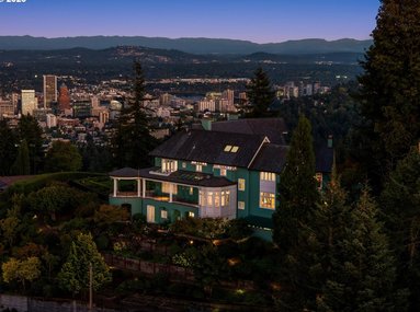A PREEMINENT ESTATE, UNMATCHED CITY VIEWS