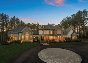 Grace and Sophistication at Creighton Farms