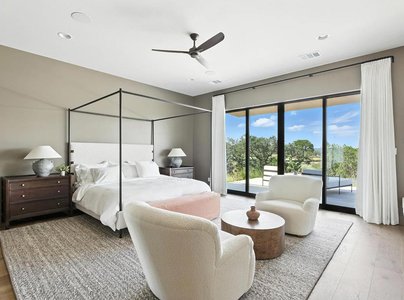 Lake Travis Luxury With Room To Breathe