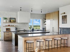 Lake Travis Luxury With Room To Breathe