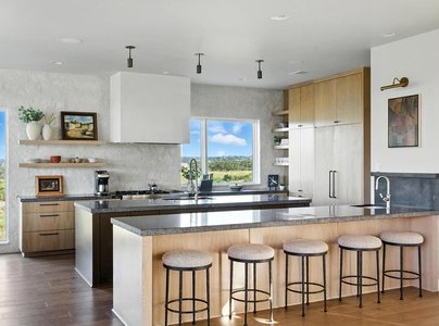 Lake Travis Luxury With Room To Breathe