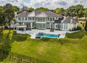 Private Waterfront Retreat