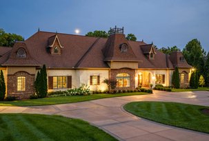 Luxury Home in Brentwood