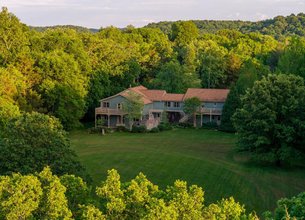 Private Estate Near Nashville in White Bluff