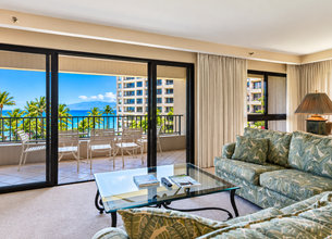 <I> <p style=”color:red'>*SOLD*</p></I> Ka‘anapali Ali‘i #4-706