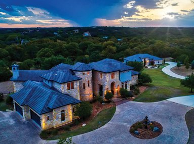 Private Cul-De-Sac Estate