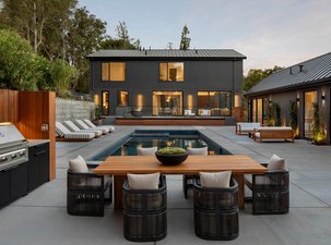 A Modern Luxury Retreat