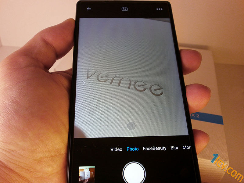 Vernee Mix 2 камера стандартната апликация за камера идва с възможност за настройки и различни режими на работа