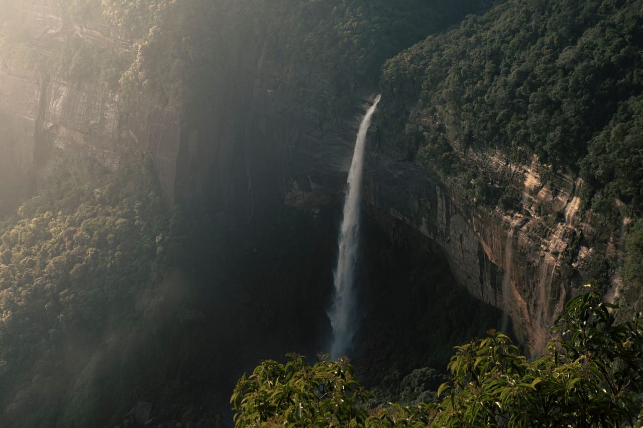 Shillong → Cherrapunjee → Shillong