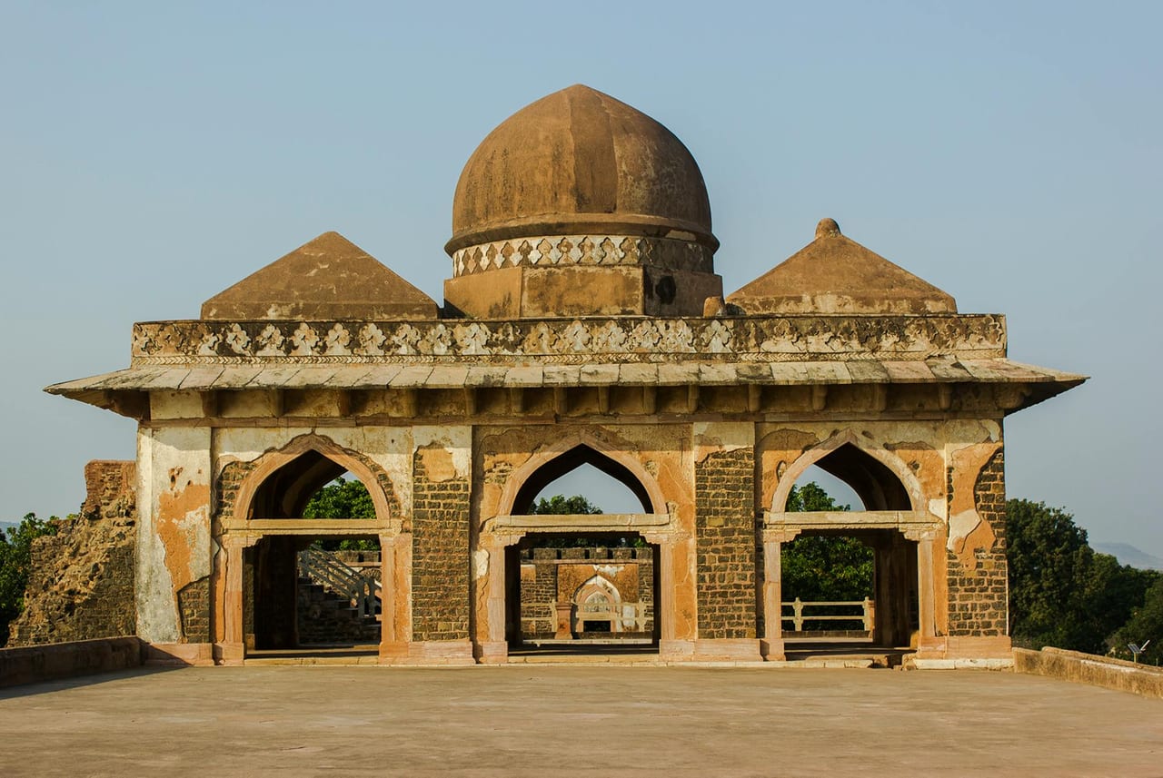 Maheshwar → Mandu → Maheshwar