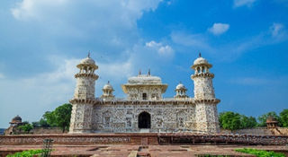 Delhi → Agra
