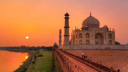 Agra → Fatehpur Sikri → Jaipur