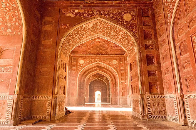 Jaipur → Fatehpur Sikri → Agra