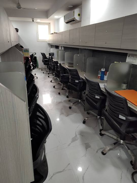 Titan Knowledge Library, New Rajendra Nagar thumbnail
