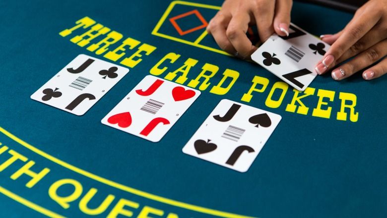 Three Card Poker slot screenshot