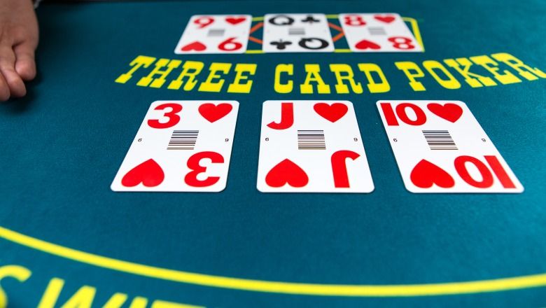 Three Card Poker slot screenshot