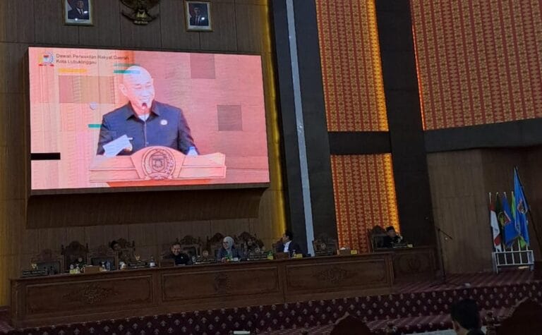 Paripurna DPRD Lubuklinggau : Walikota Lubuklinggau UMKM Menjadi Prioritaskan Utama Pembangunan Daerah