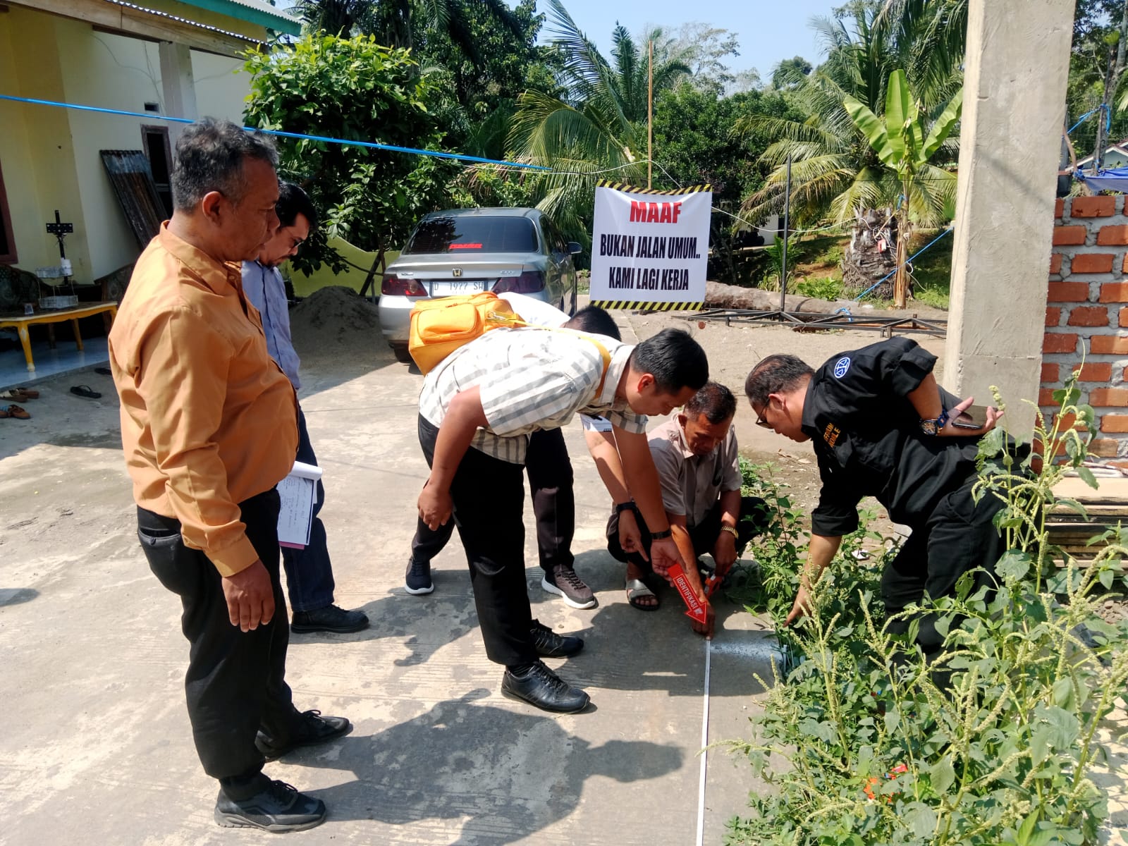 Tanah Pekarangan H. Romi Jaya Diduga Diserobot Oknum RT, Hasil Pengukuran Polres Ungkap Bukti Baru