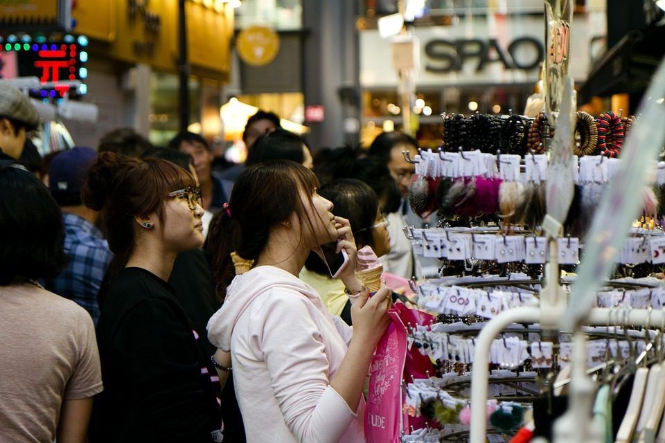 shopping in Seoul