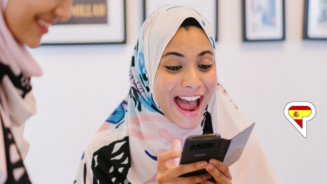 7 Spanish YouTubers to Check Out to Improve Your Language Skills