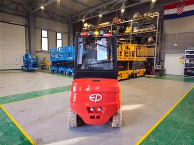 EP VILIČAR ELEKTRO 3 t/ 4,5 m 