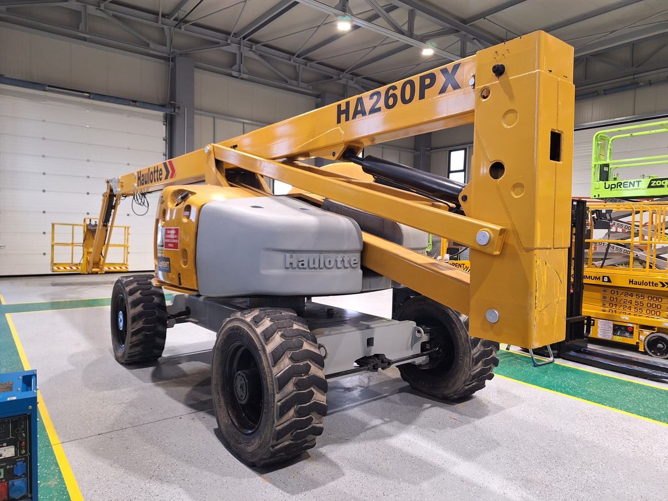 HAULOTTE ZGLOBNA PLATFORMA 26 mt (UR) slika