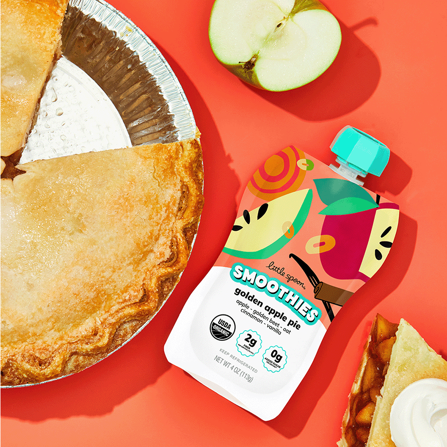 Golden Apple Pie Smoothie next to an apple pie