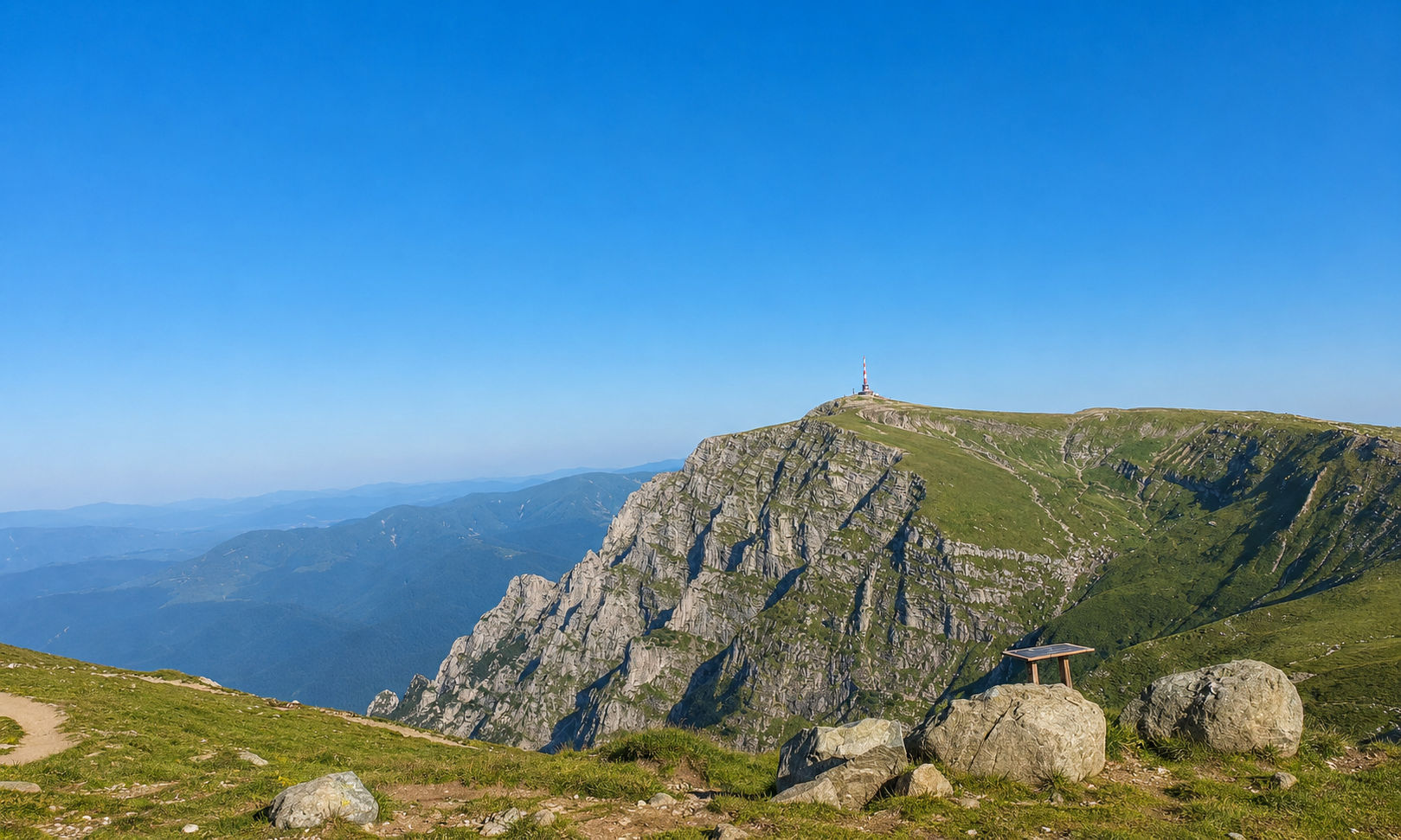 Plateau Hiking
