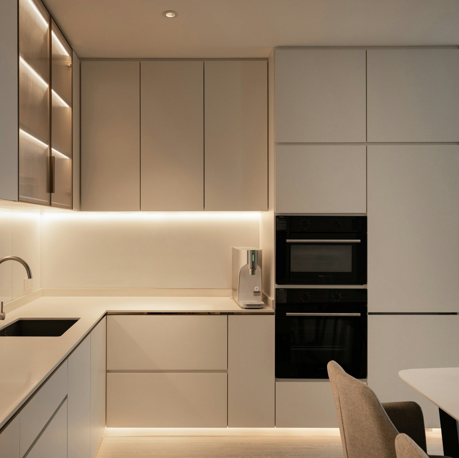 L-Shaped Kitchen