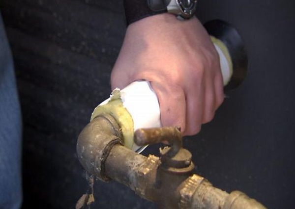 Shower supply pipe problems
