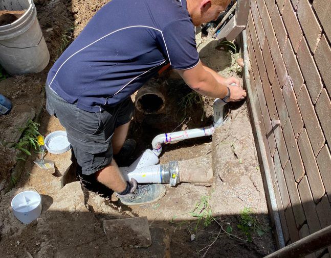 Pipe Relining Sydney 25Yrs Warranty 1 Local & Professional Plumber