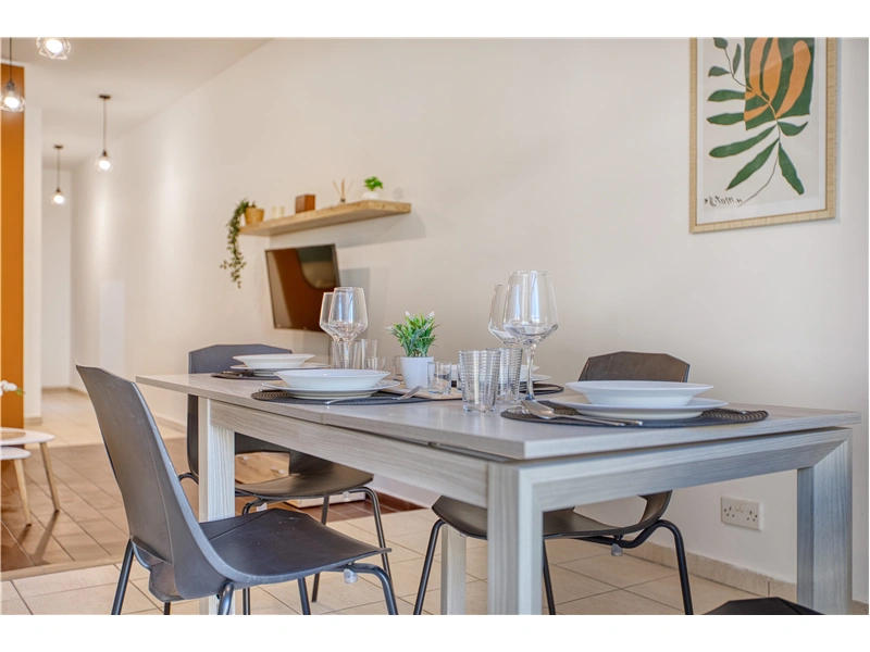 2 bedroom Apartment for rent in Santa Venera, 2 Bedroom Apartment in Santa Venera with Terrace