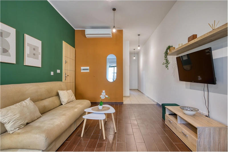 2 Bedroom Apartment in Santa Venera with Terrace - View 3