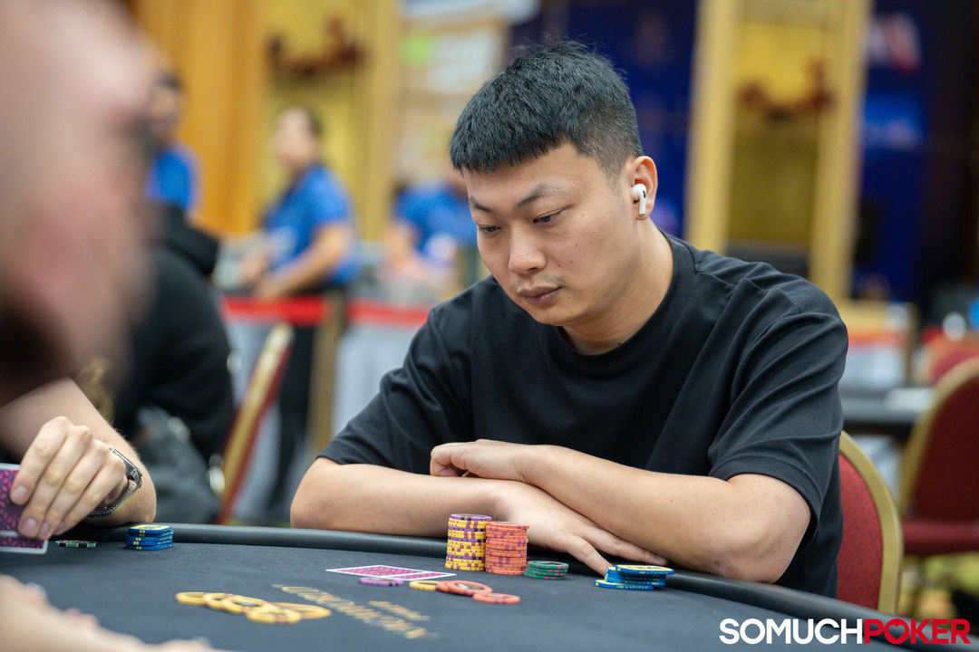 Jinlong Hu