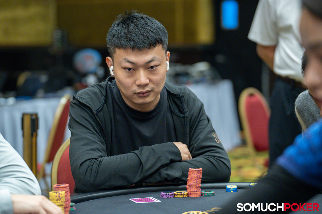Jinlong Hu