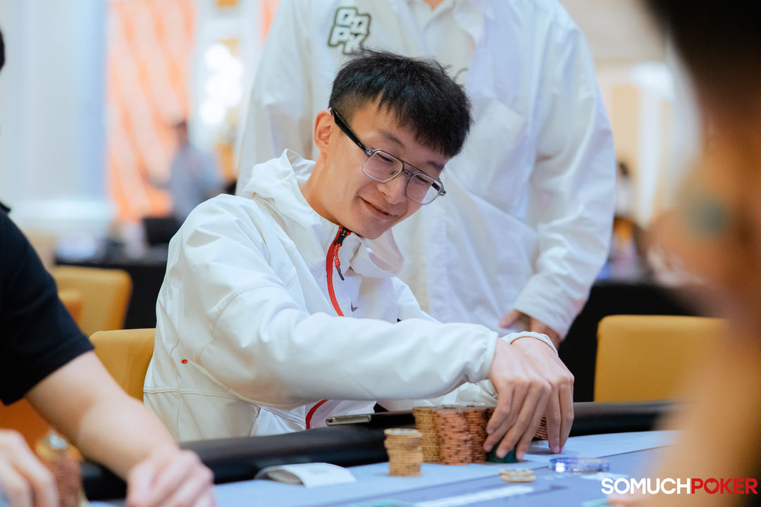 Ledong Zhou