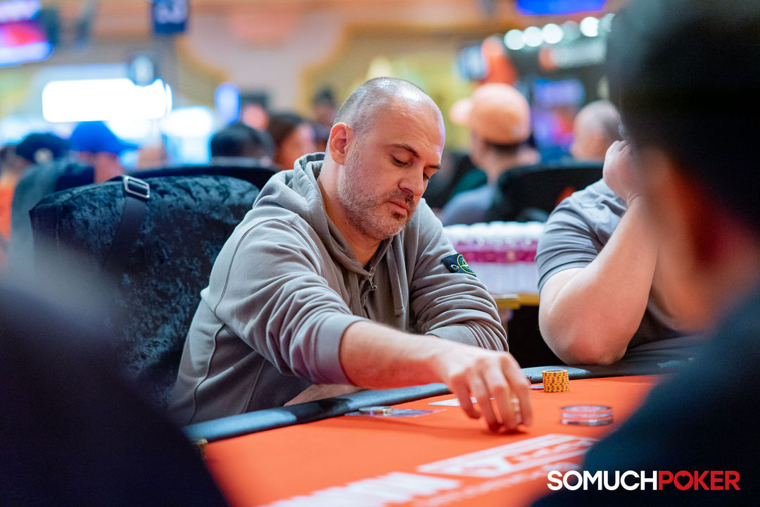 Manila Megastack 23, Eduard Galanzovskiy