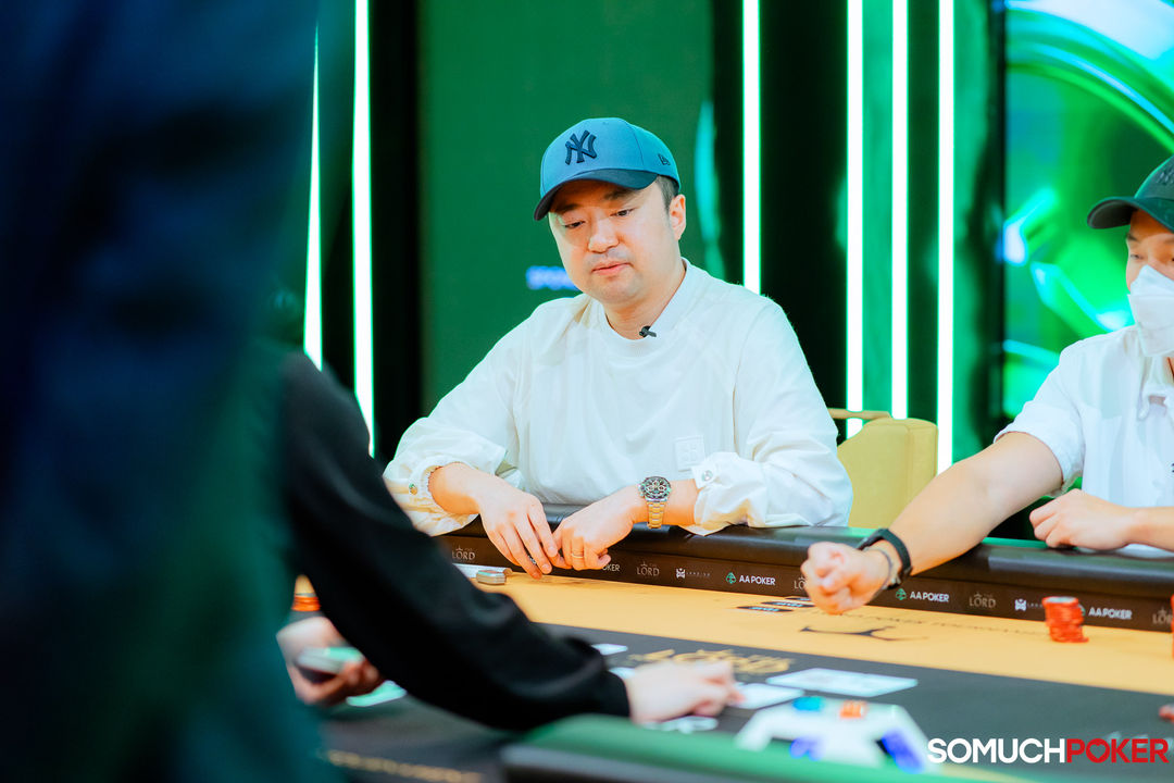 Fangzhou Zhu