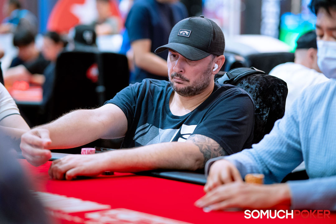 Manila Megastack 24, Denis Klimov