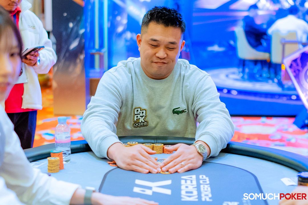 Yuchao Pan