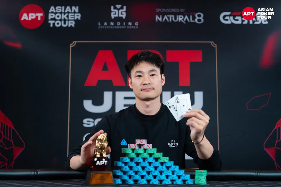 Zhanhui Zheng