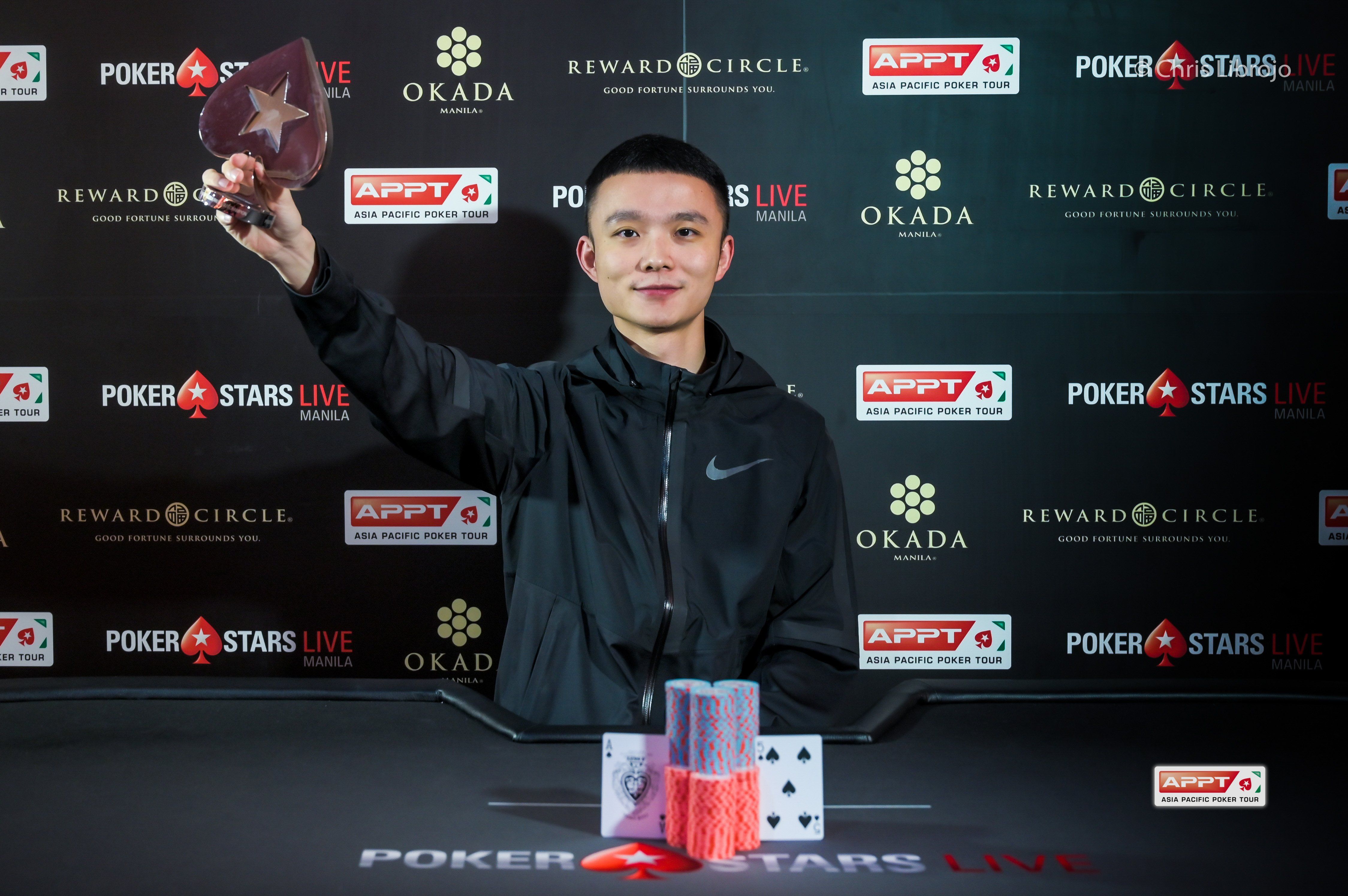 Event 8 Winner Wayne Weiyi Zhang