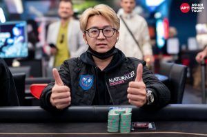 Taiwan’s Li Wei Sun found himself stacking the largest with 3,465,000 (115 BB) to lead the 40-player pack.